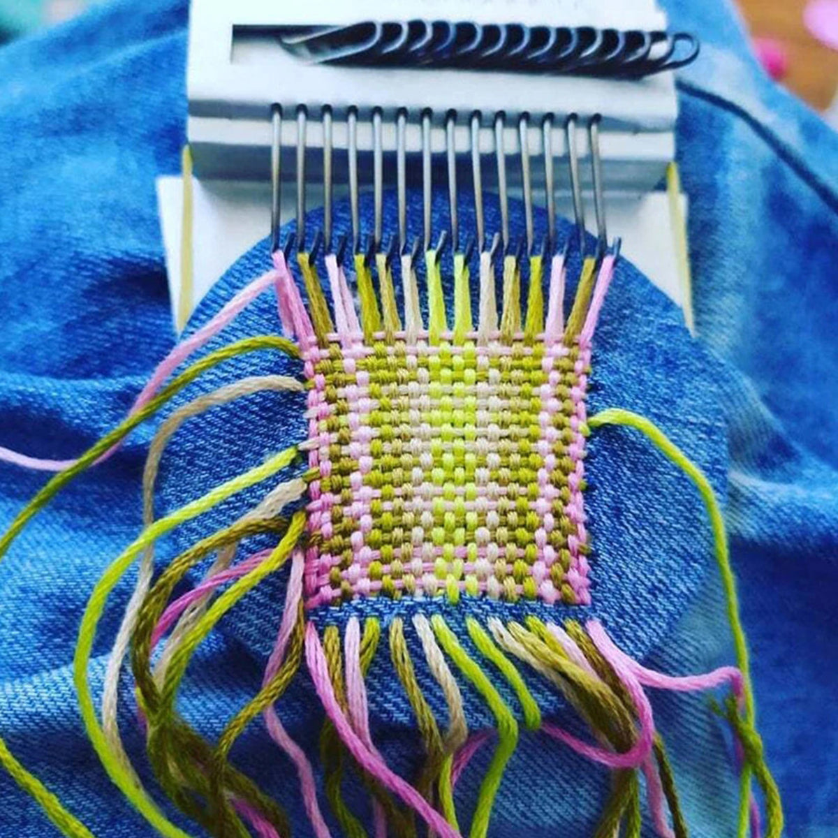 Hands DIY Small loom Speedweve Type Weave Tool Darning Machine Textile Machine for Mending Clothes