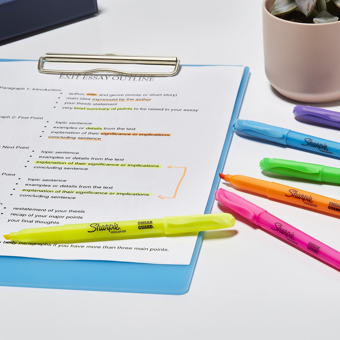Sharpie Pocket Highlighters, Chisel Tip, Fluorescent Colors, 12 Count