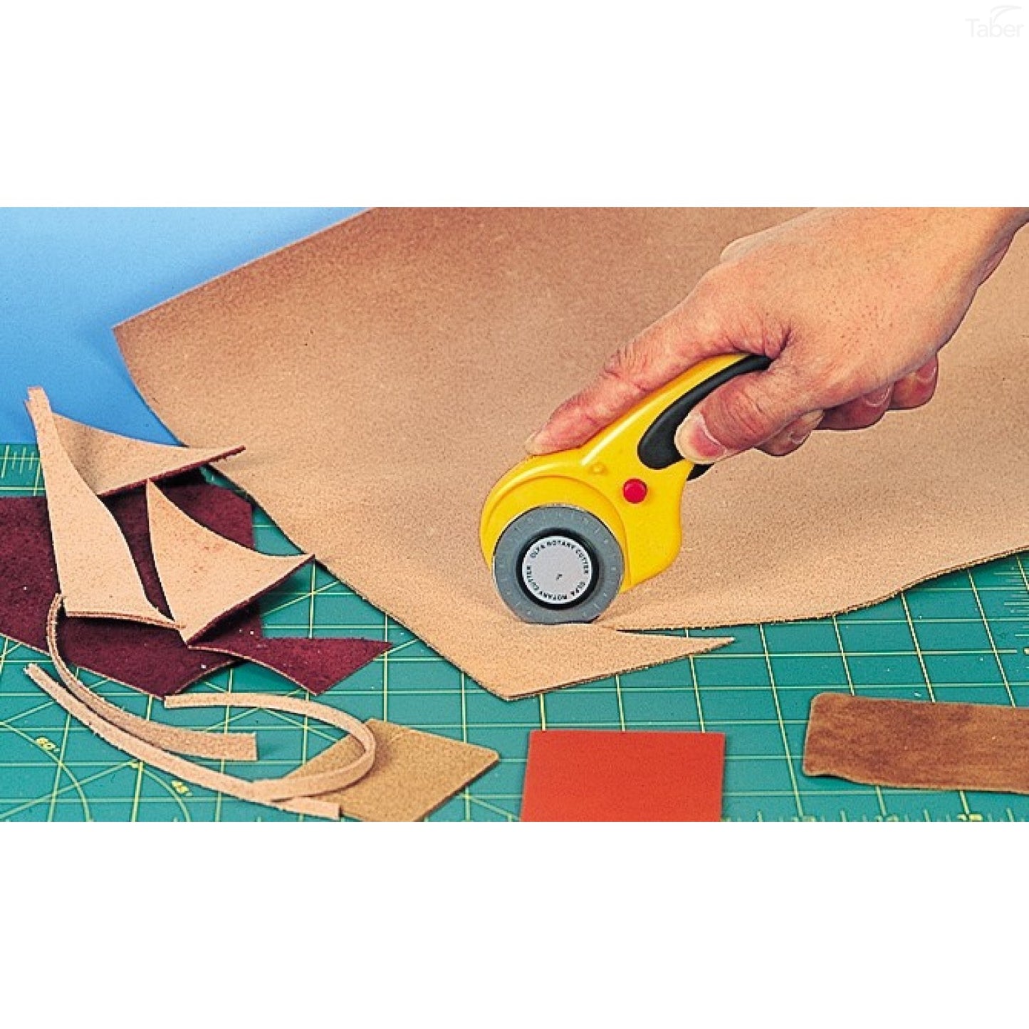 OLFA RTY-2/DX DELUXE ROTARY CUTTER 45MM
